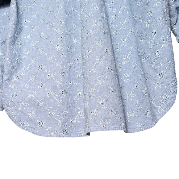 Vintage Chambray Embroidered Eyelet Floral Button-Up Shirt QPS Light Blue Size M - Picture 8 of 12
